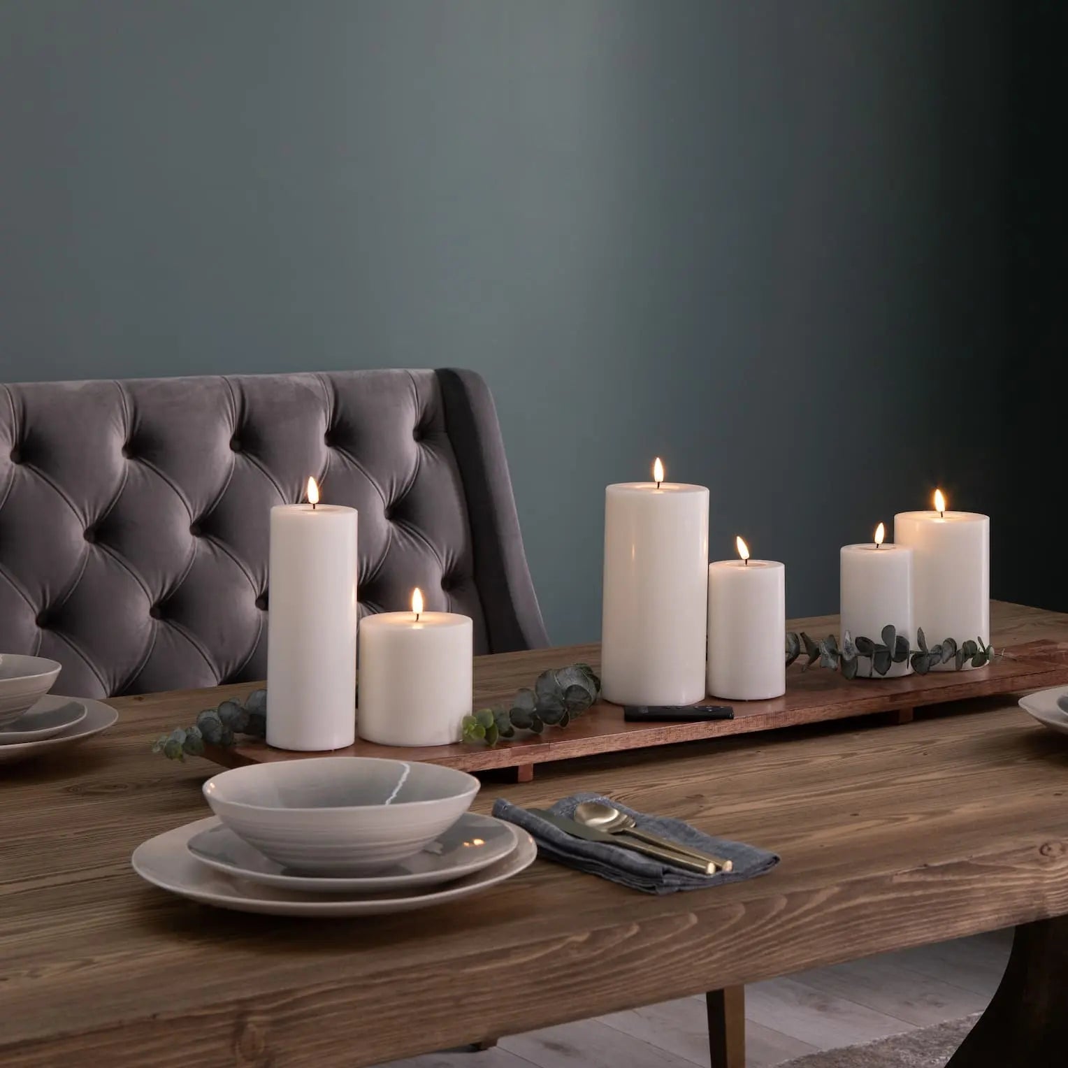 LED Candle 10 x 15cm - White