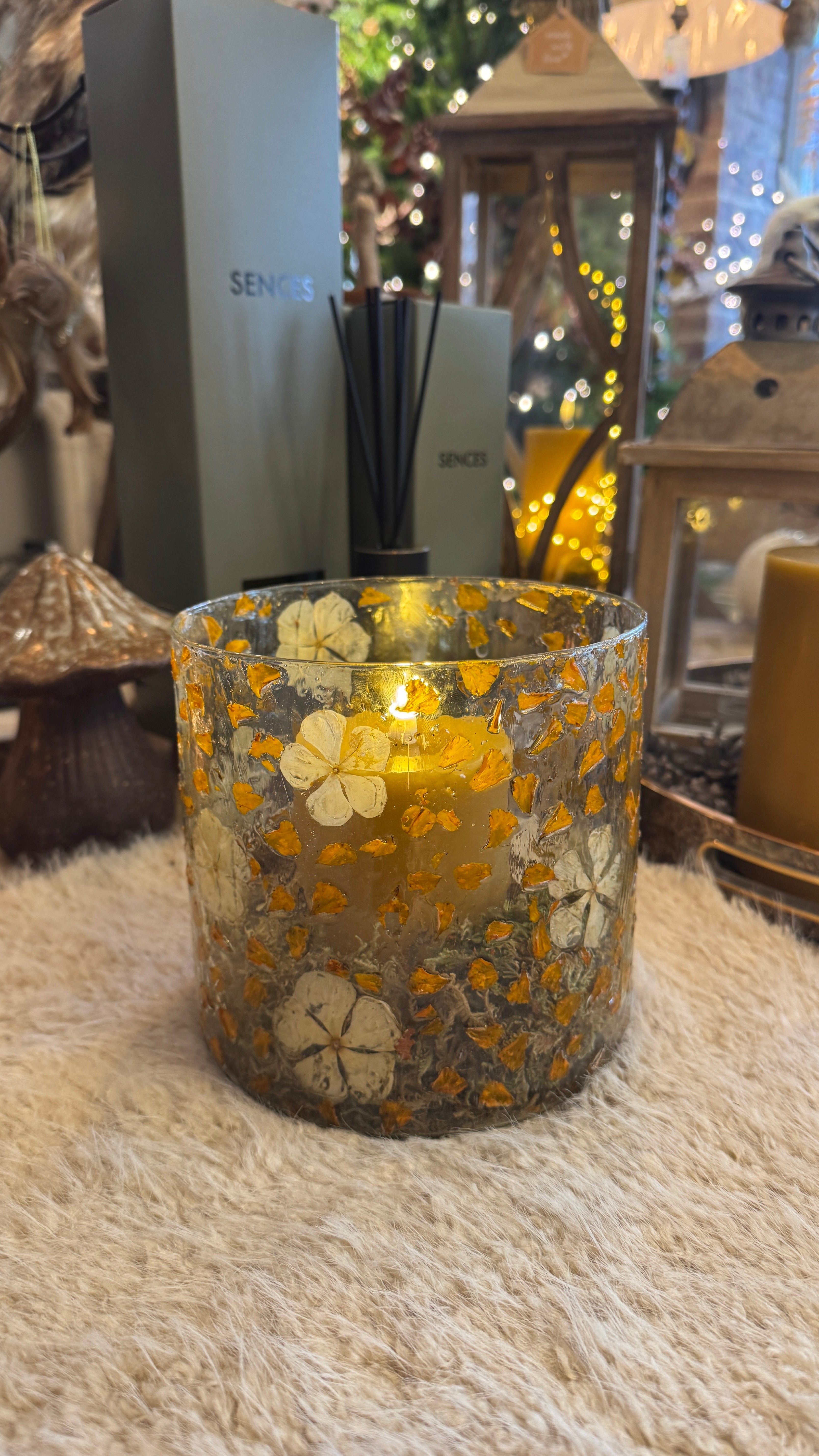 Autumn Detailed Glass Hurricane