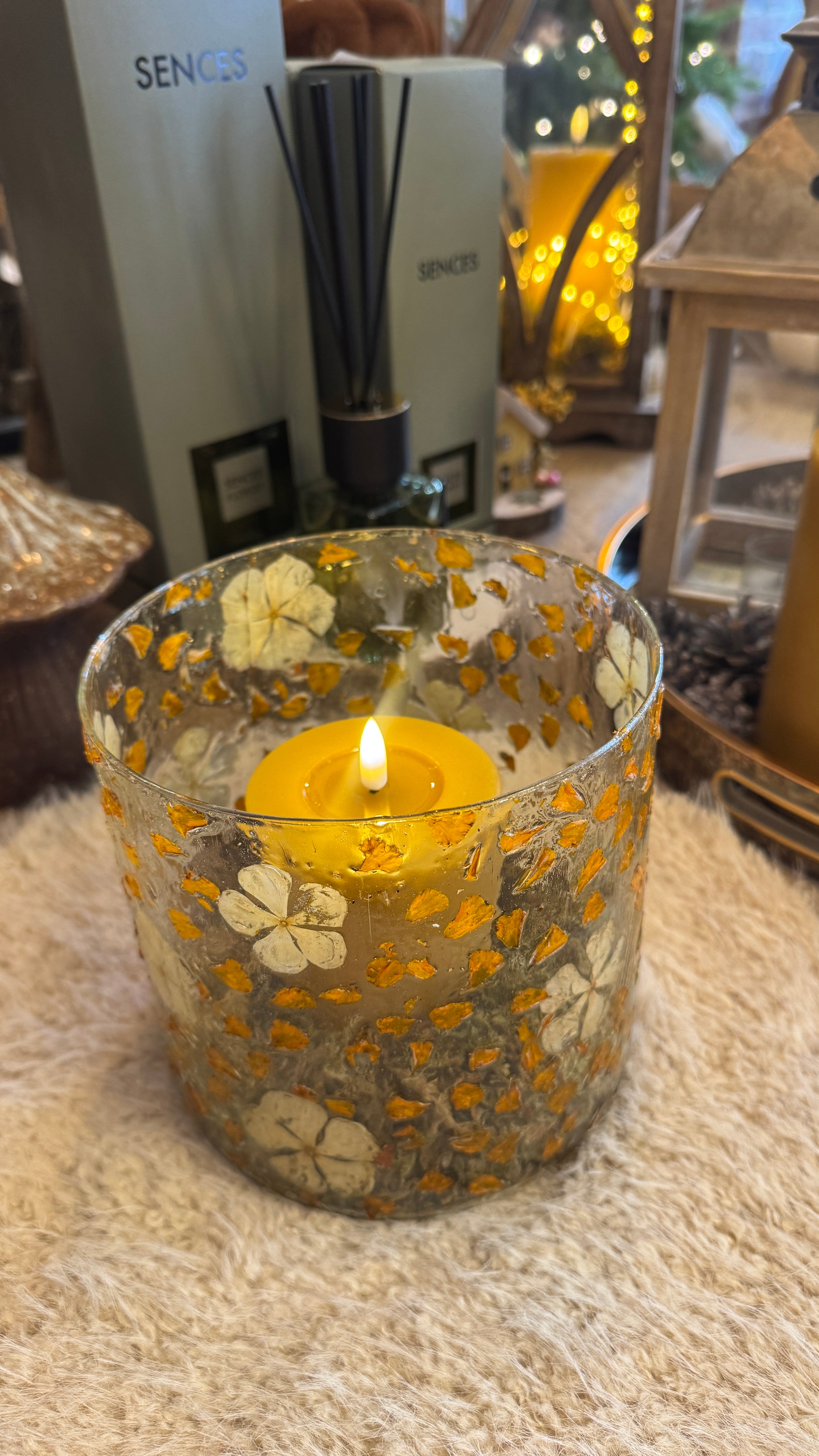 Autumn Detailed Glass Hurricane