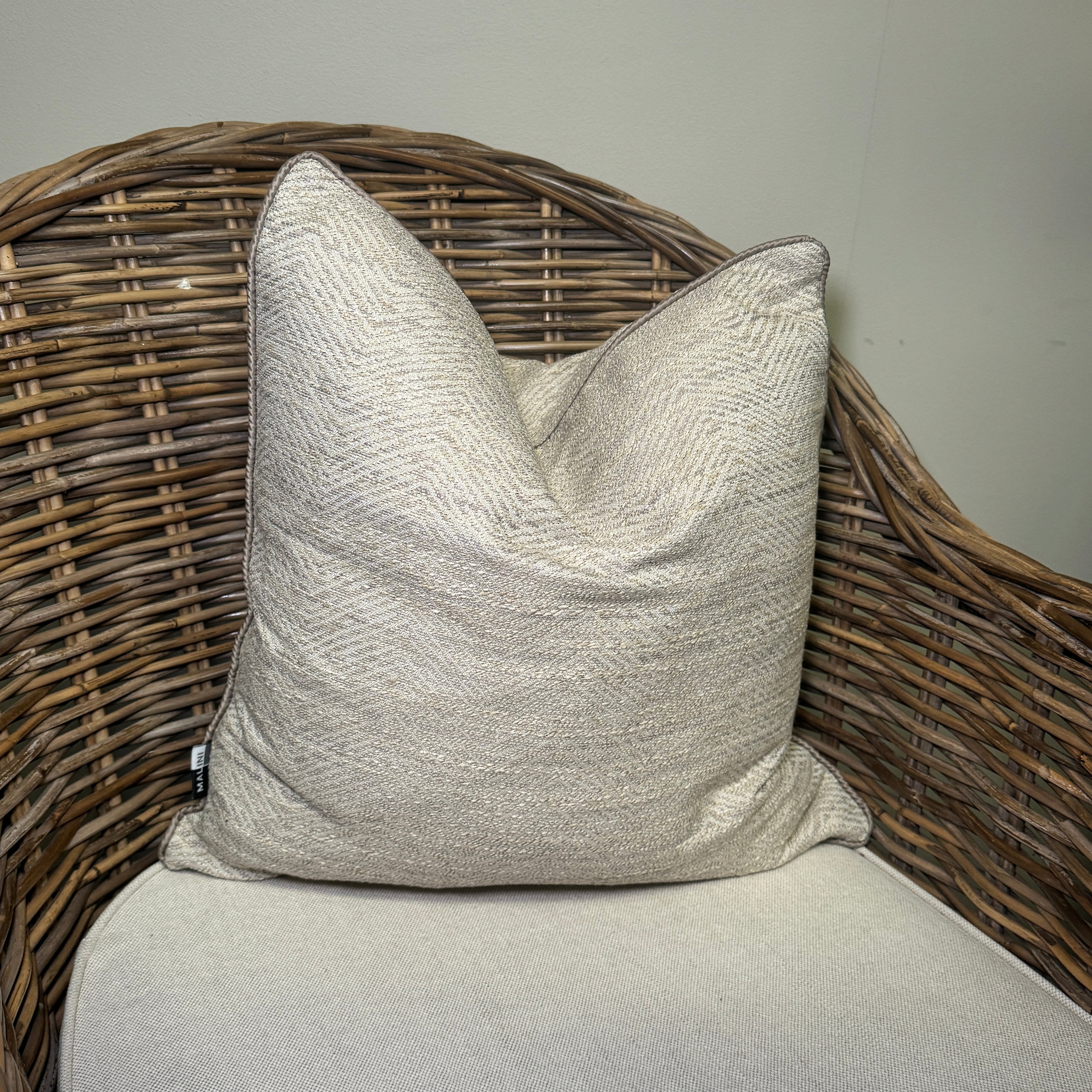 Ripple Natural Cushion
