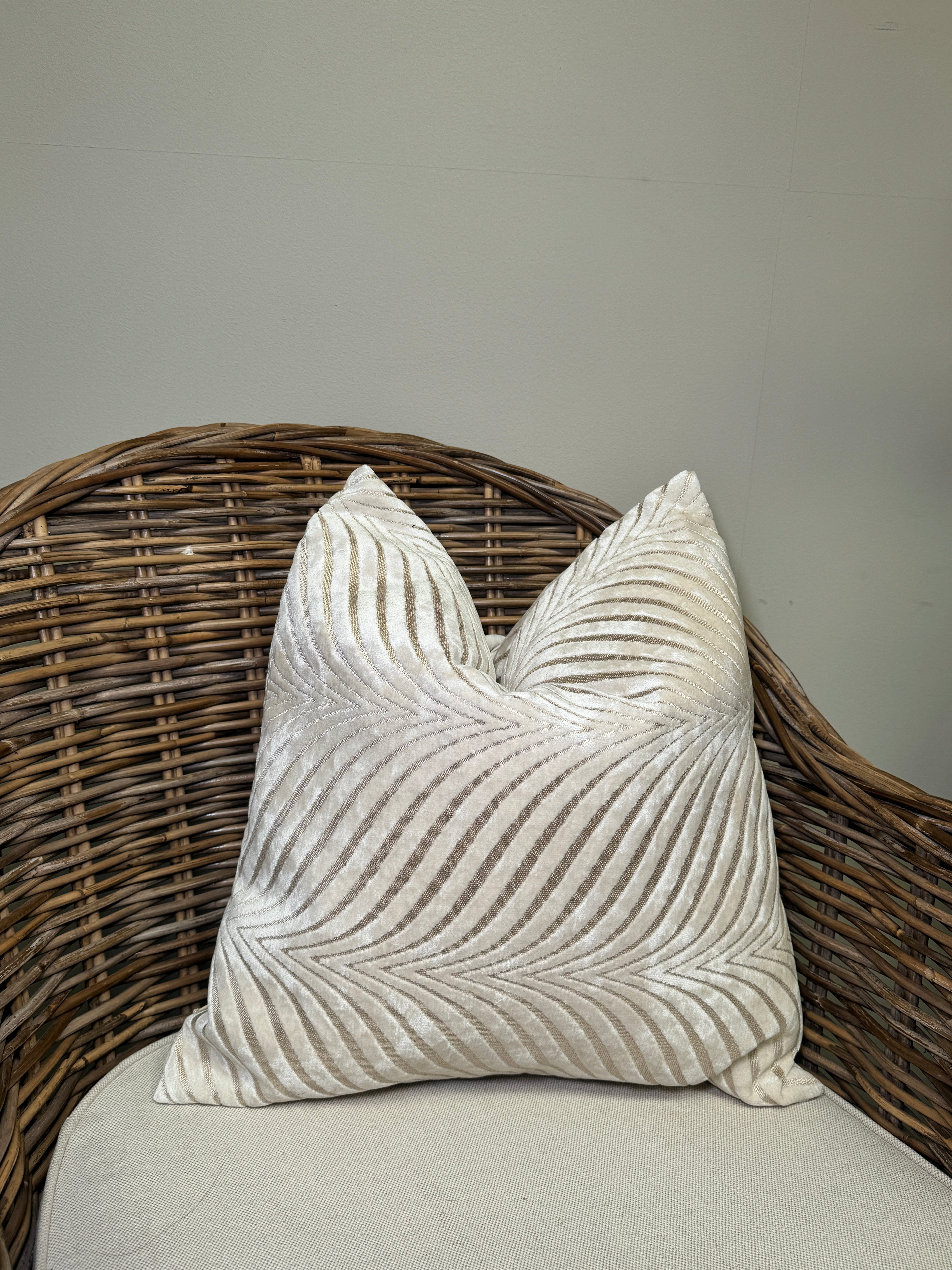 Rada Cushion Ivory