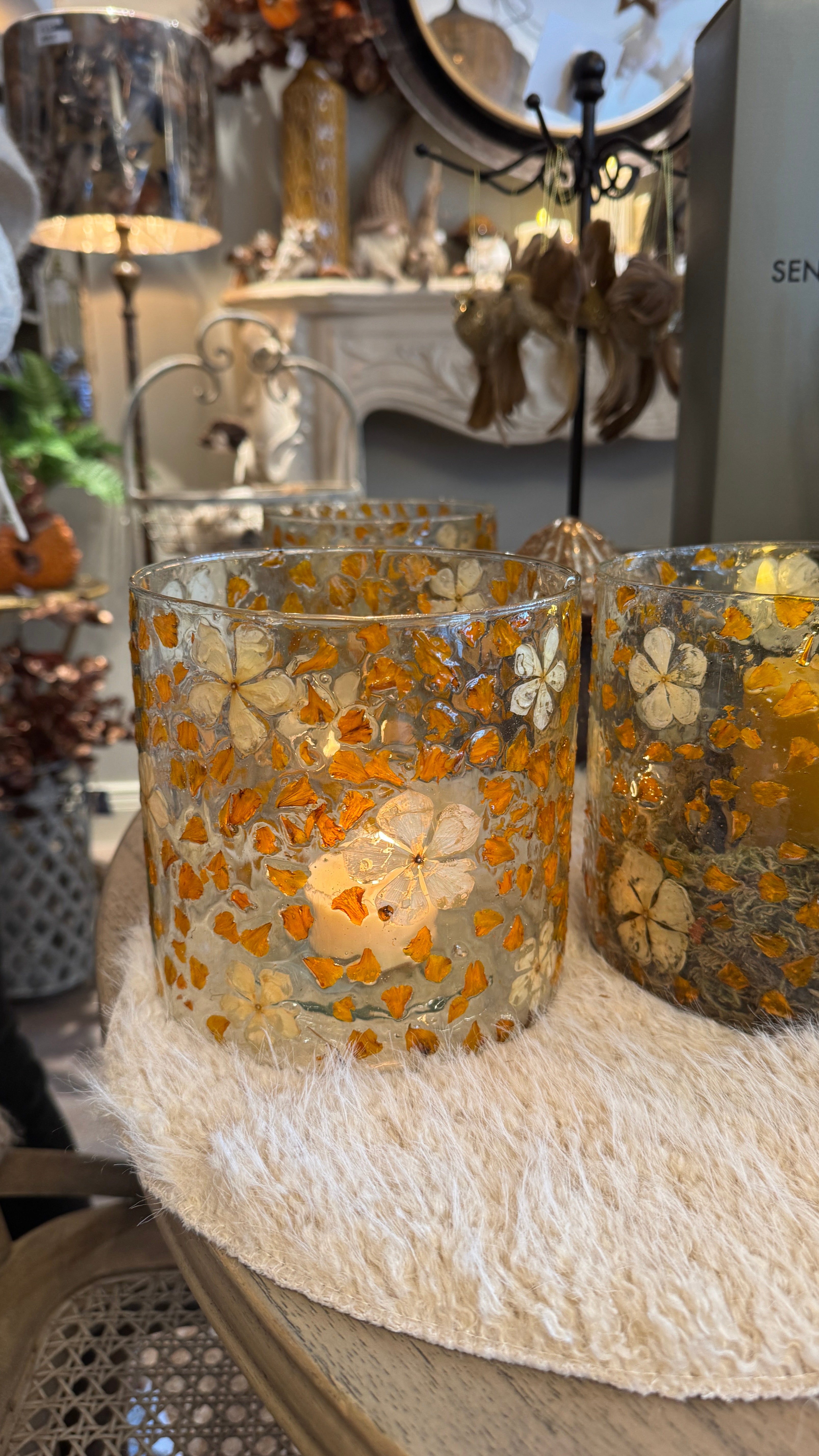 Autumn Detailed Glass Hurricane