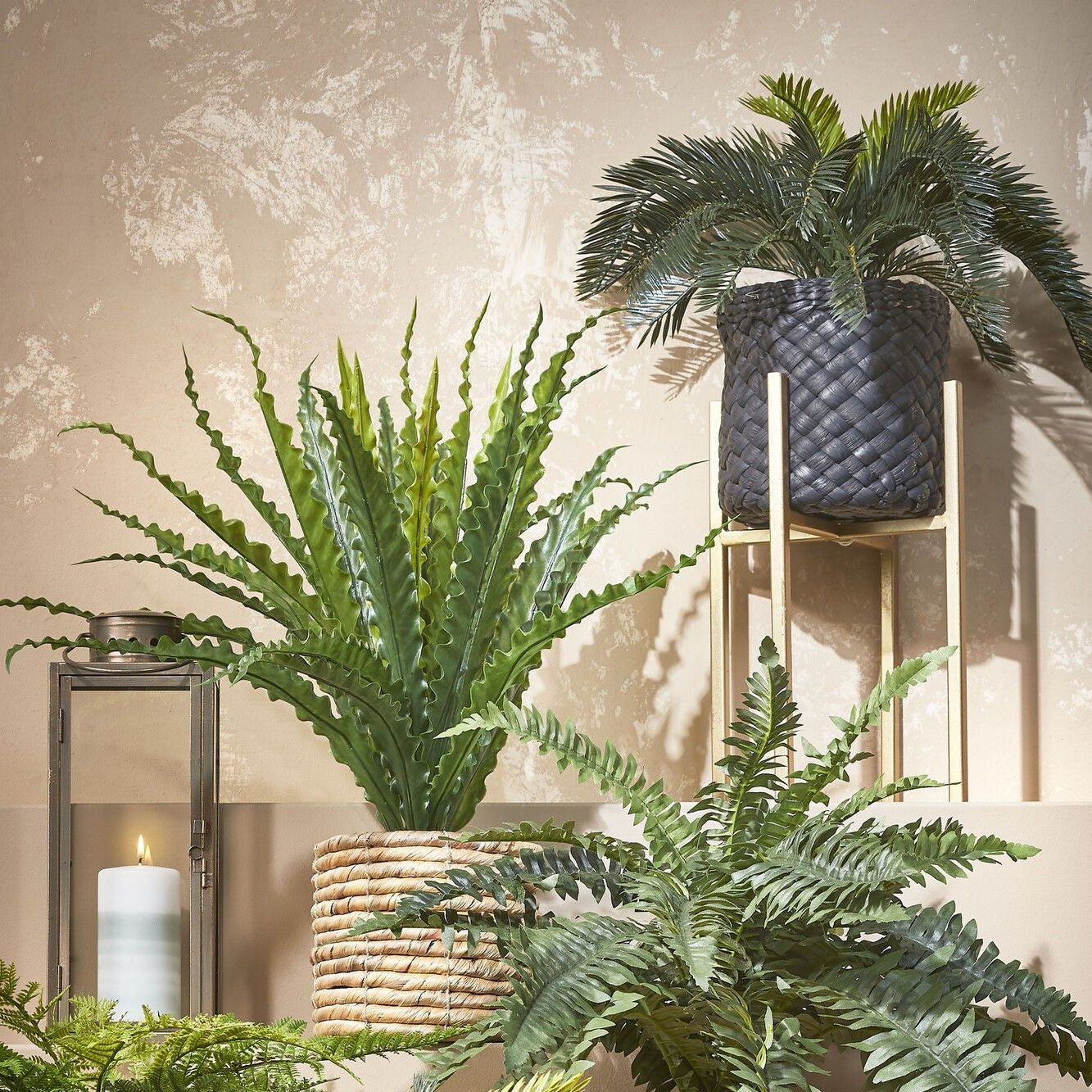 Gold Plant Pot Stand 18x25cm