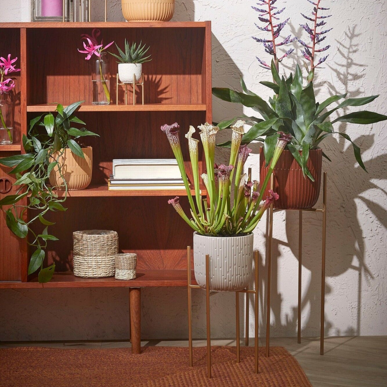 Gold Plant Pot Stand 35 x 16 cm
