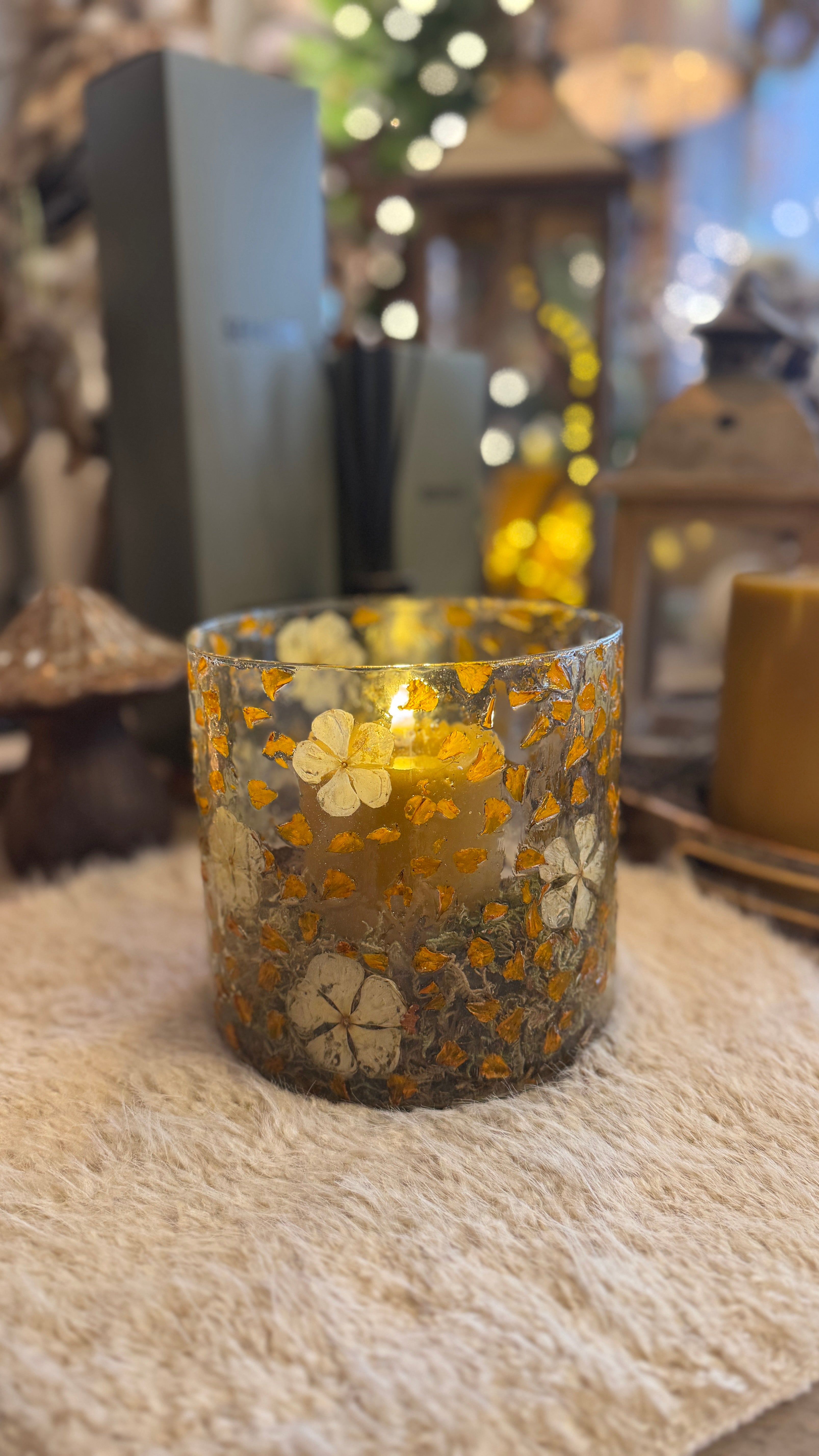 Autumn Detailed Glass Hurricane