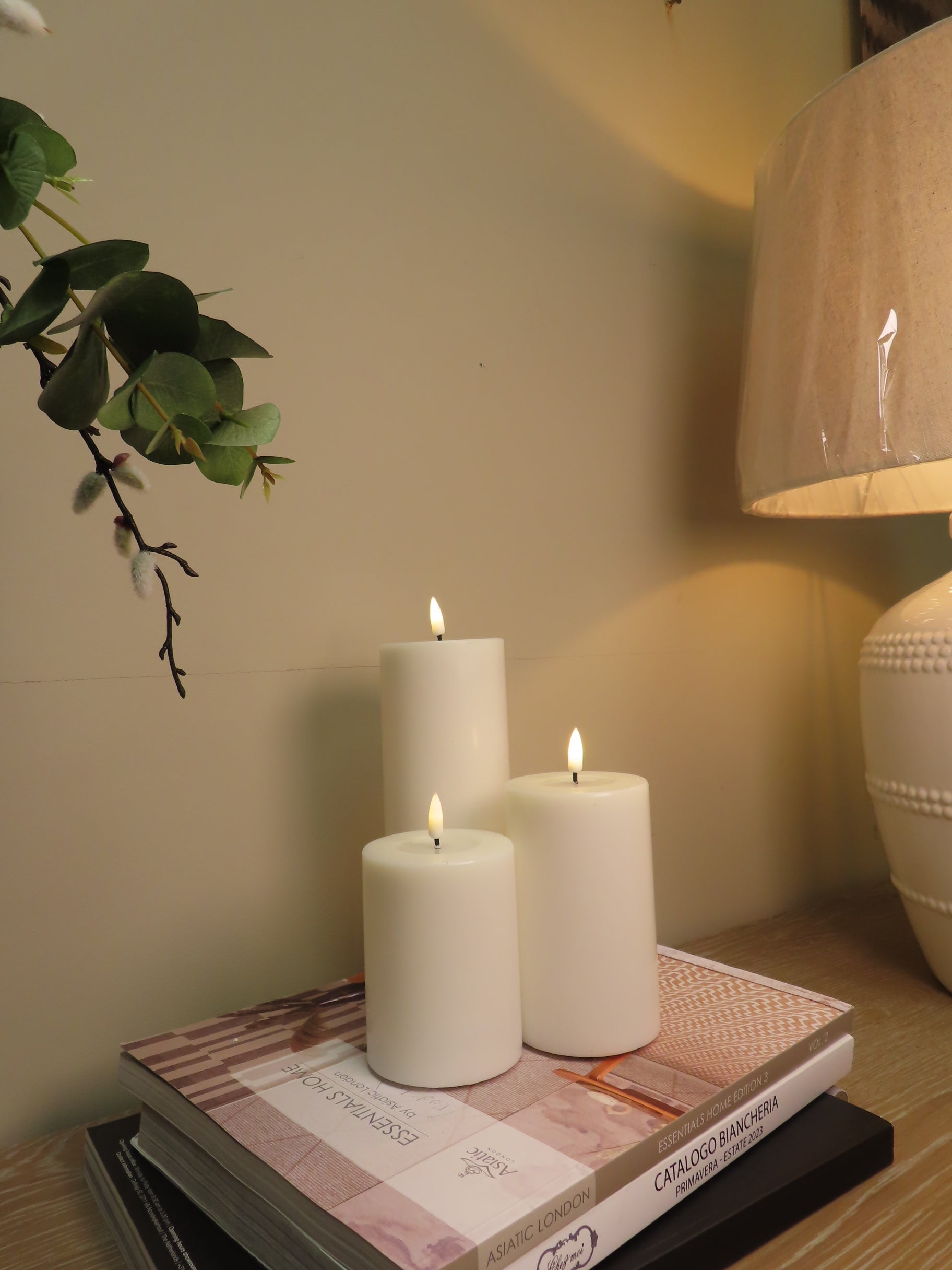 LED Candle 10 x 15cm - White