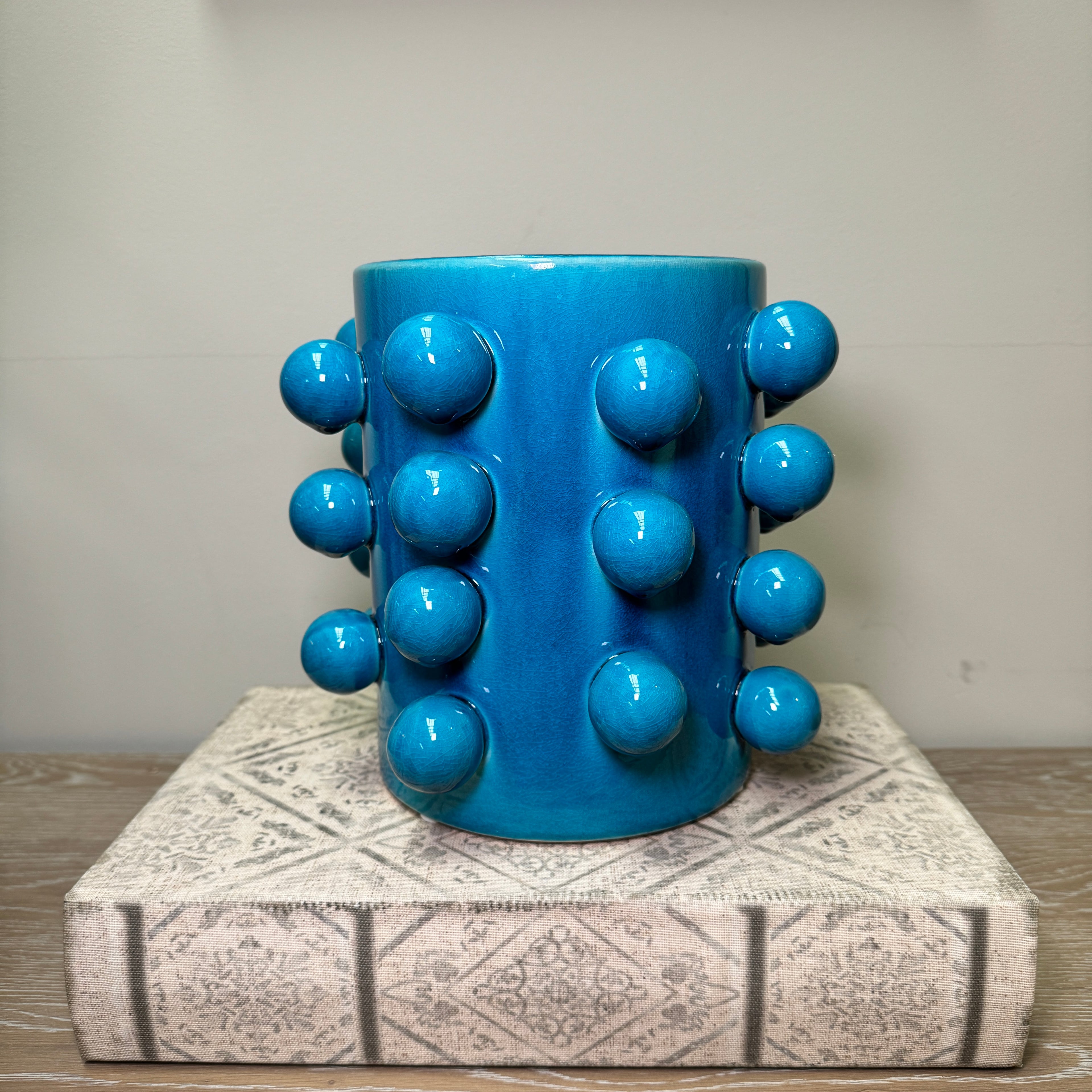 Aqua Bobble Edged Pot