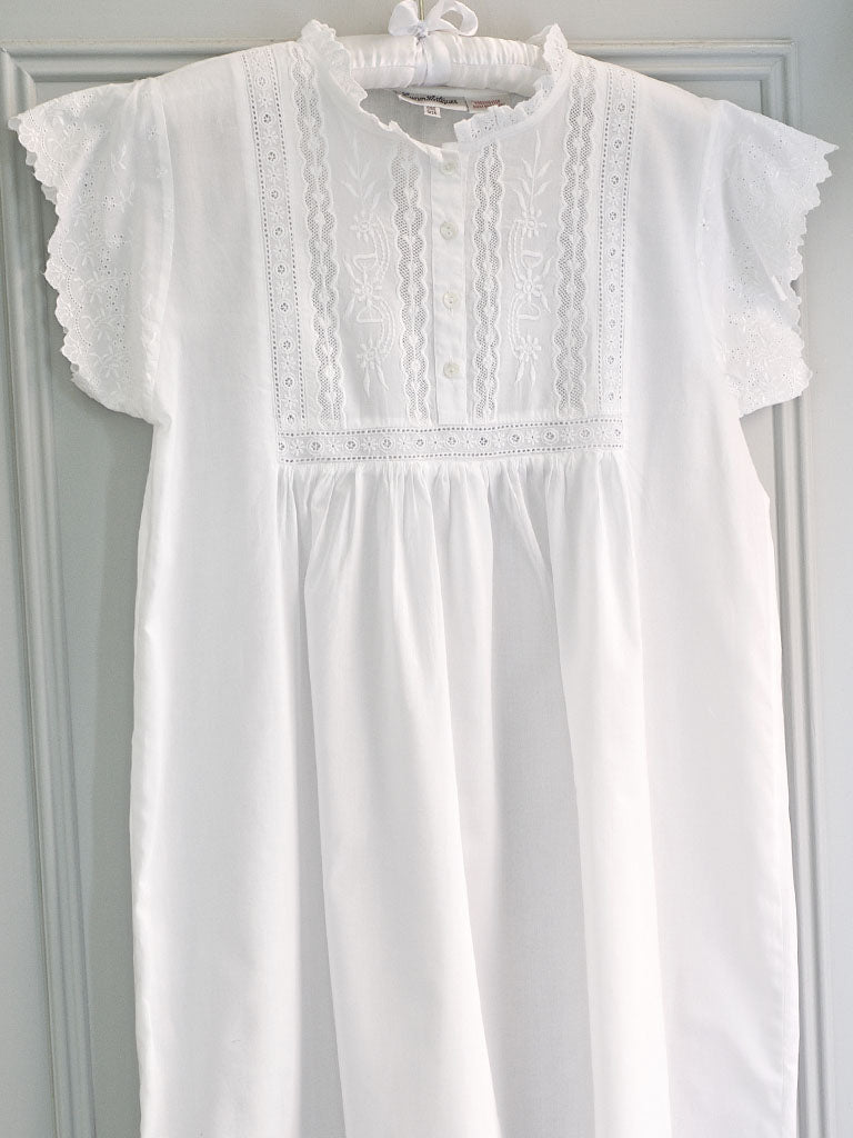 Polo Short Sleeved Ladies Nightdress The White Room Kenmare Polo Short Sleeved Ladies Nightdress The White Room Kenmare