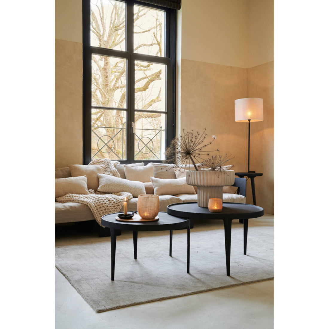 Toola Black Floor Lamp With Side Table