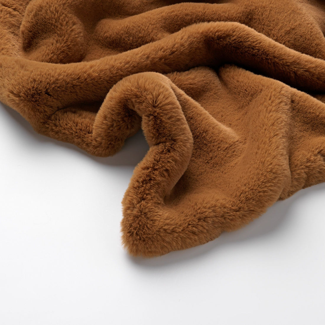 Luxury Tobacco Brown Throw