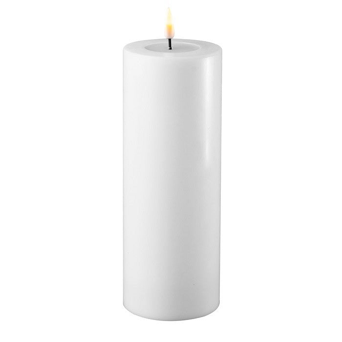 LED Candle 7.5 x 20cm - White