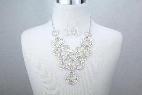 Filigree Lace Effect Sliver Necklace