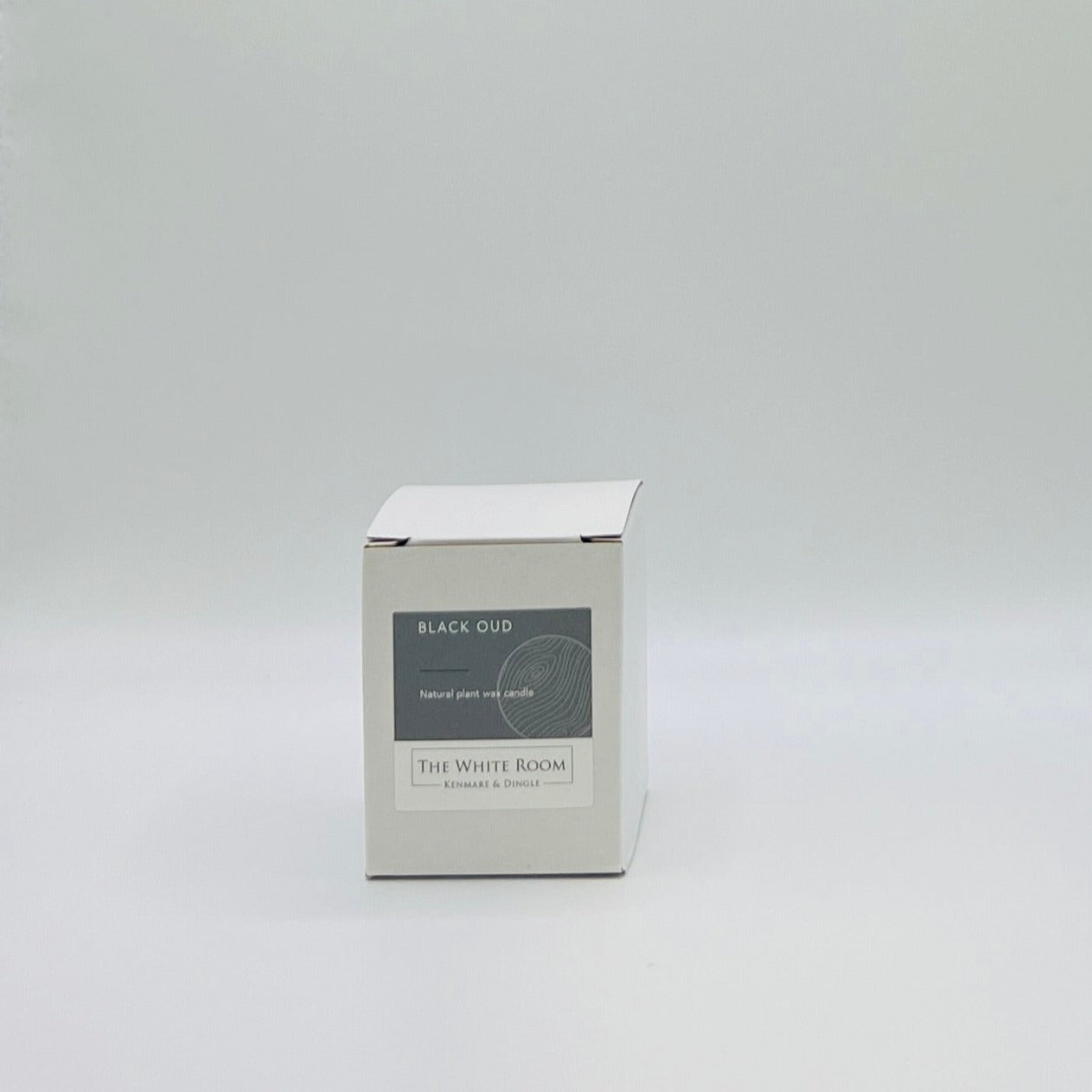 &quot;The White Room&quot; Small Scented Candle - Black Oud