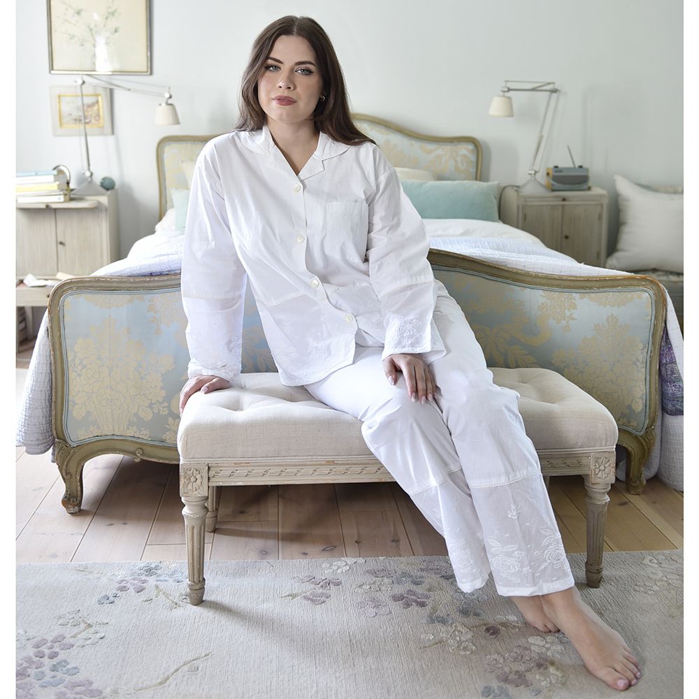 Julia White Embroidered Pyjamas
