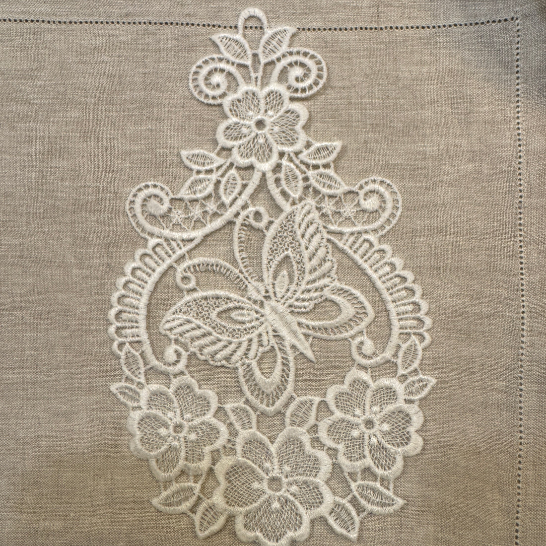 Lace Decoration - Large Butterfly