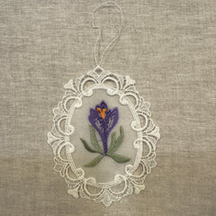 Lace Decoration - Purple Crocus